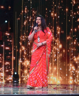 Iconic actress Poonam Dhillon recognises Li`lChamp Madhav from Rafi Nights in Chandigarh