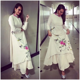 Sonakshi Sinha`s floral anarkali + palazzo pants is all about comfortable fashion!