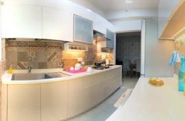 Elegant and space-saving modular kitchen design for modern homes