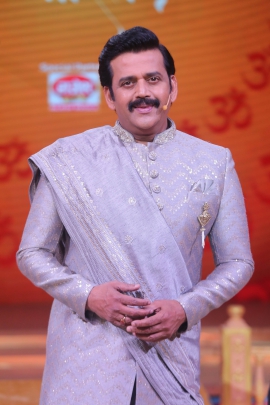 “My father did not like me acting, but my mother has always supported me and whatever fame I have got till date, all the credit goes to her,” reveals Ravi Kishan on Swarna Swar Bharat 