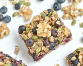 California Walnut And Blueberry Breakfast Bars