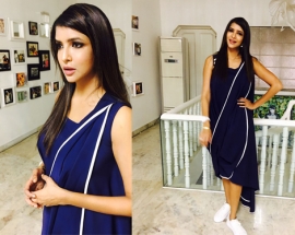 South actress Lakshmi Manchu wearing Vidhi Wadhwani dress for an event