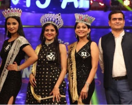 Karan Patel & Arshi Khan at AR Mrs India 2019
