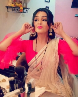 Shubhangi Atre gets candid about Angoori Bhabi, work-life balance and her beloved Jhumkas