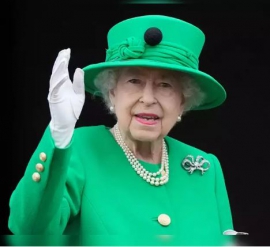 All about the exorbitant jewellery collection of Queen Elizabeth II